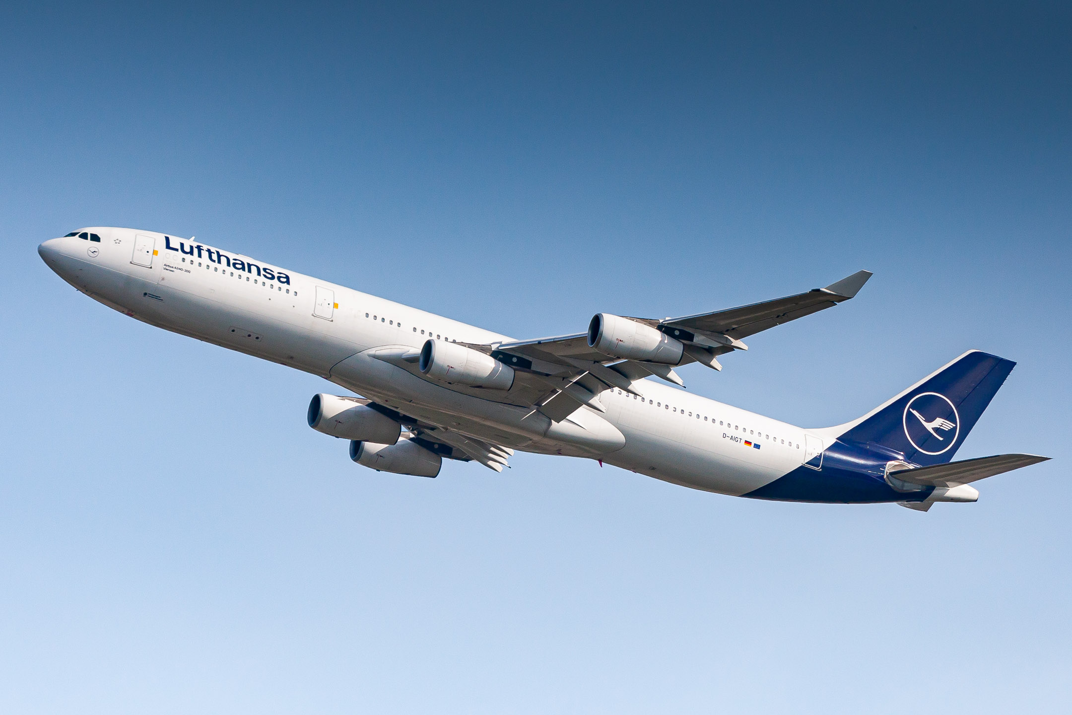 Lufthansa Airbus A340 (Registration "D-AIGT") at Frankfurt Airport / FRA