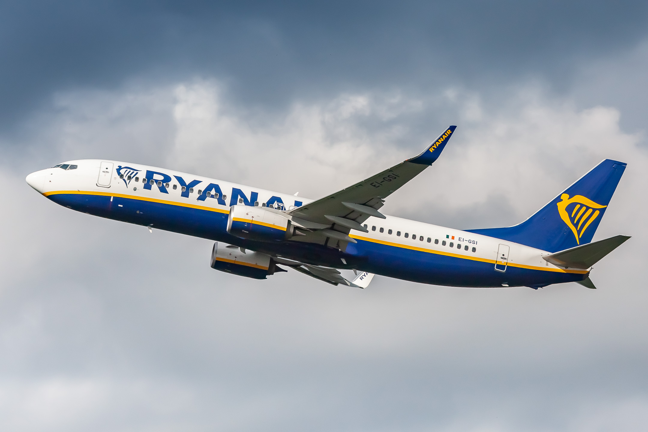 Ryanair Boeing 737 (Registration "EI-GSI") at Köln Bonn Airport / CGN