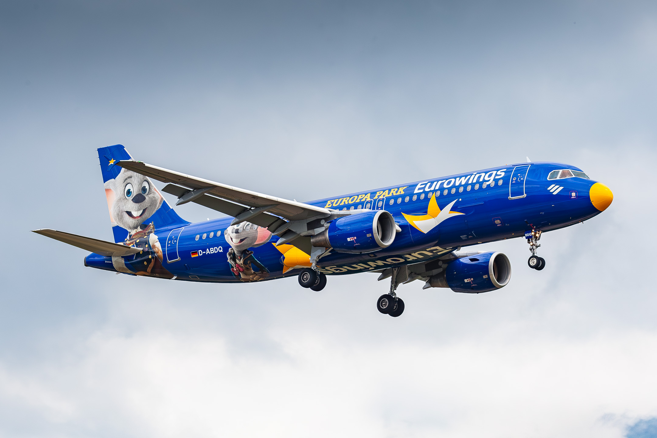 Eurowings Airbus A320-200 "D-ABDQ" with the Europapark livery on short final for runway 23L at Düsseldorf Airport, July 2022