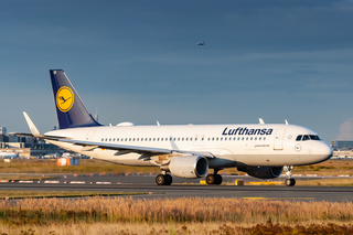 Lufthansa Airbus A320 (Frankfurt Airport / FRA)