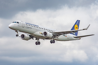 Lufthansa Embraer ERJ-190 (Frankfurt Airport / FRA)