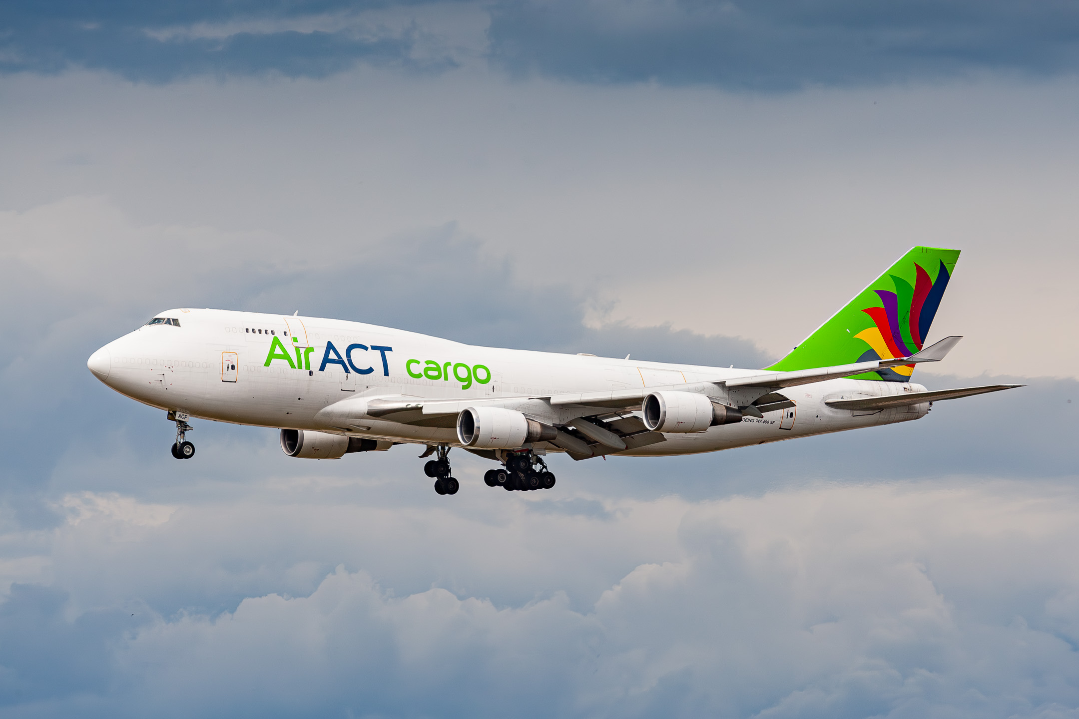 ACT Airlines Boeing 747-400F "TC-ACF" coming in on runway 25C at Frankfurt Airport, August 2021