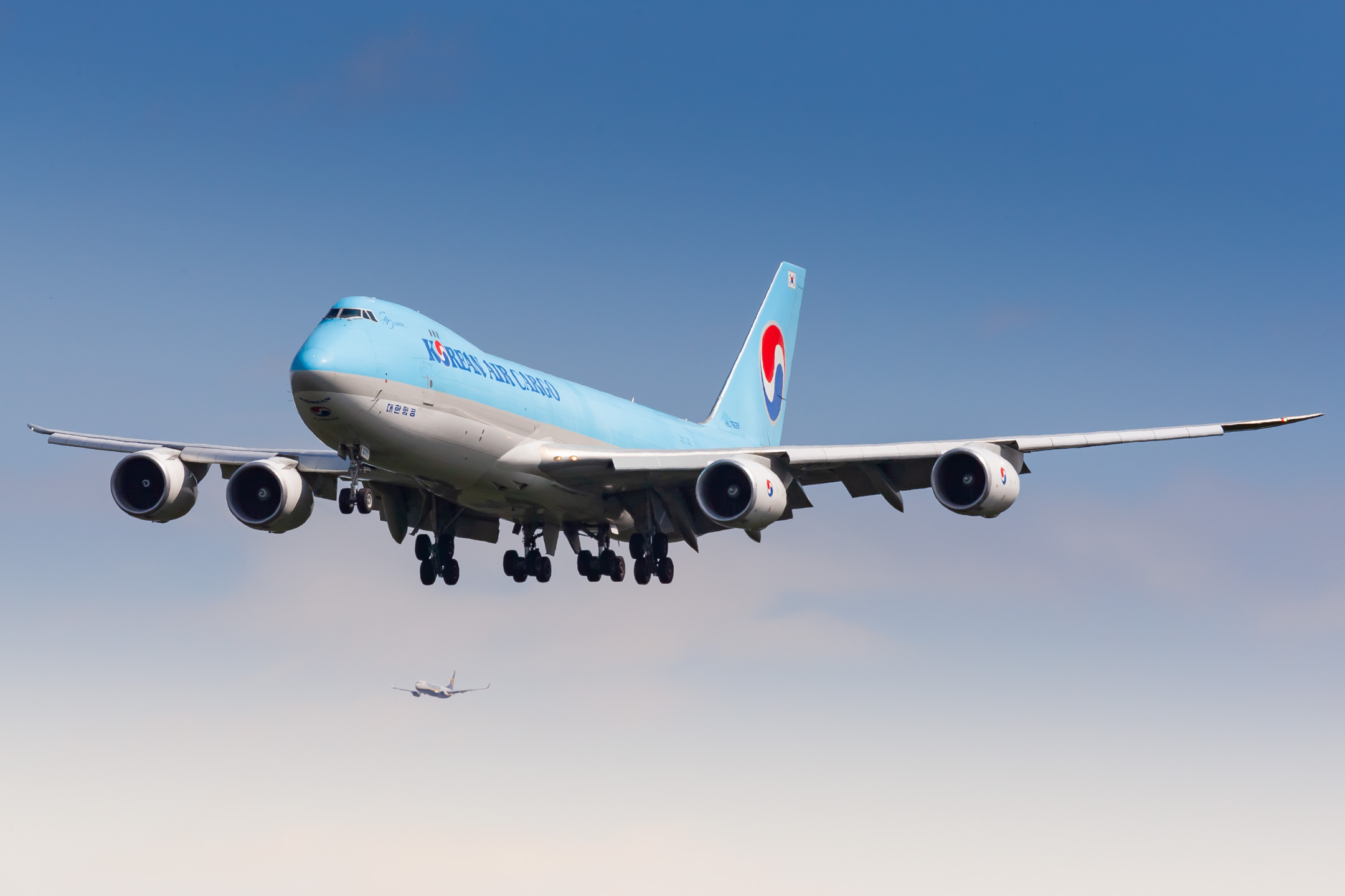 Korean Air Cargo Boeing 747 (Registration "HL7639") at Frankfurt Airport / FRA