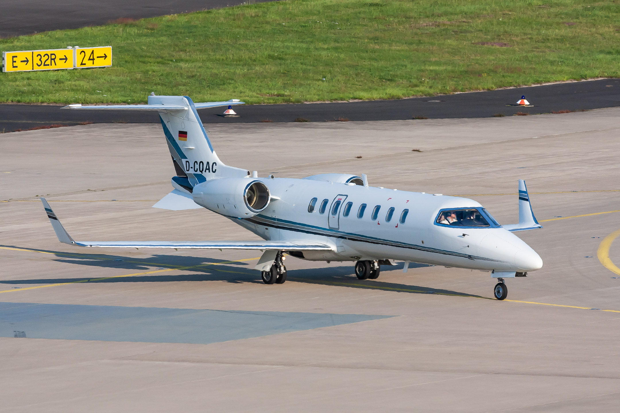 Quick Air Charter Bombardier Learjet 45 "D-CQAC" taxxing to the apron after arriving at Köln Bonn Airport, September 2021