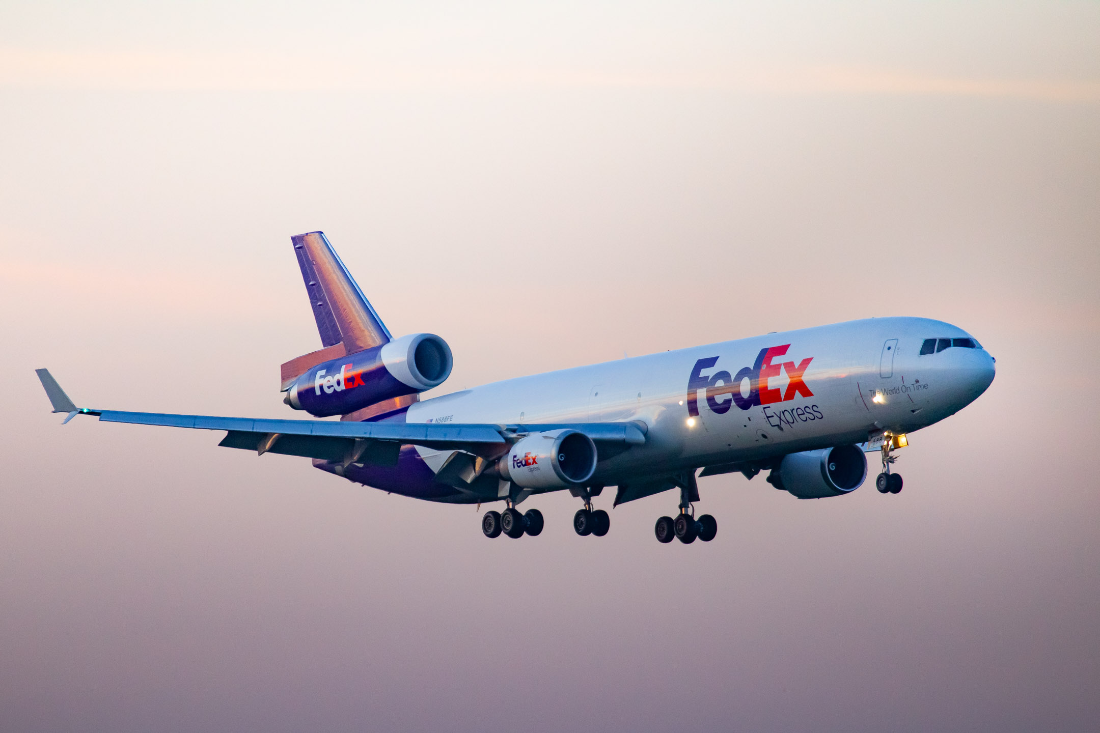 Fedex McDonnell Douglas MD11 (Registration "N588FE") at Köln Bonn Airport / CGN