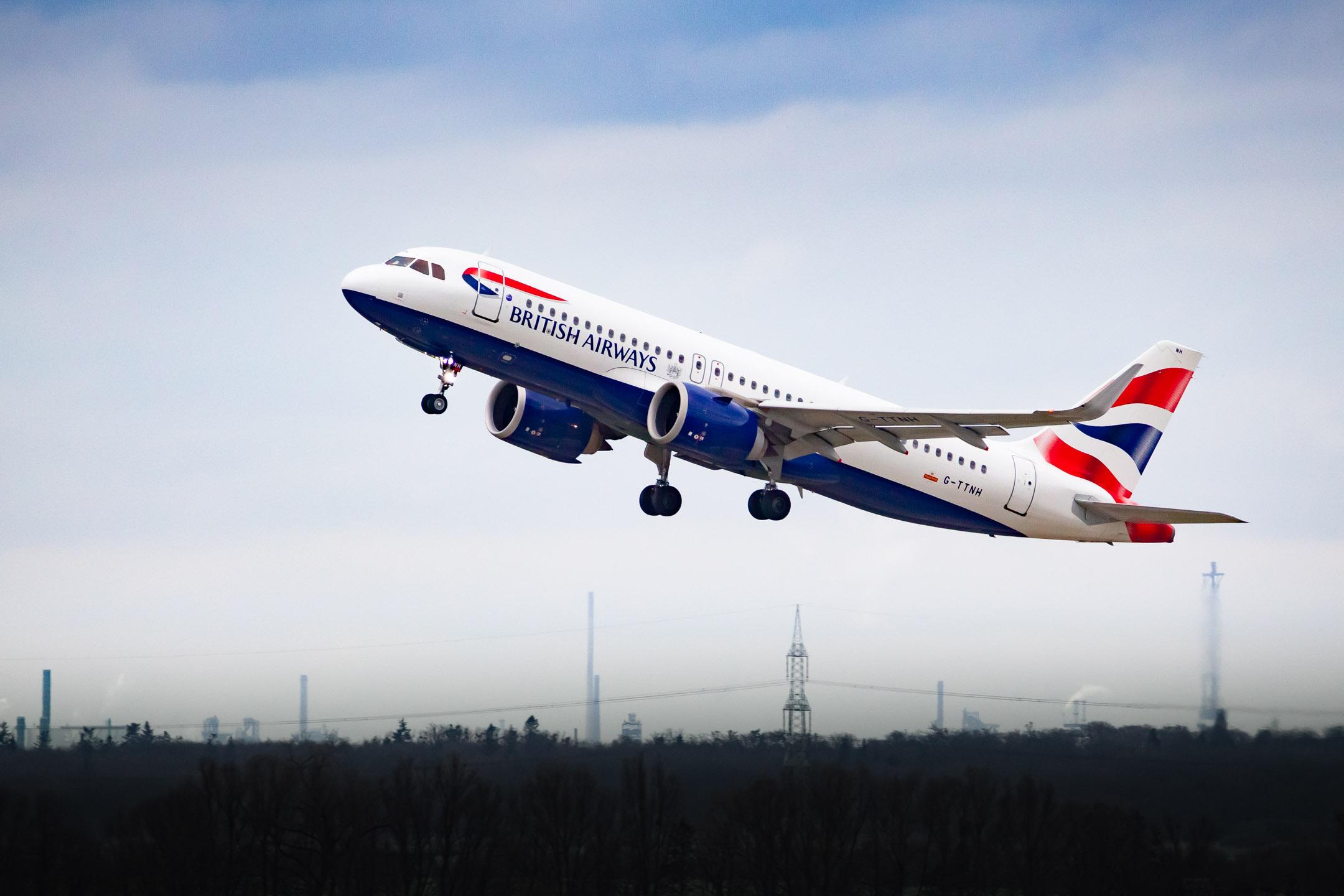 British Airways Airbus A320neo (Registration "G-TTNH") at Düsseldorf Airport / DUS