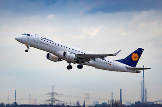 Lufthansa Embraer ERJ-190 (Düsseldorf Airport / DUS)