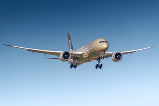 Etihad Boeing 787 Dreamliner (Amsterdam Schiphol Airport / AMS)