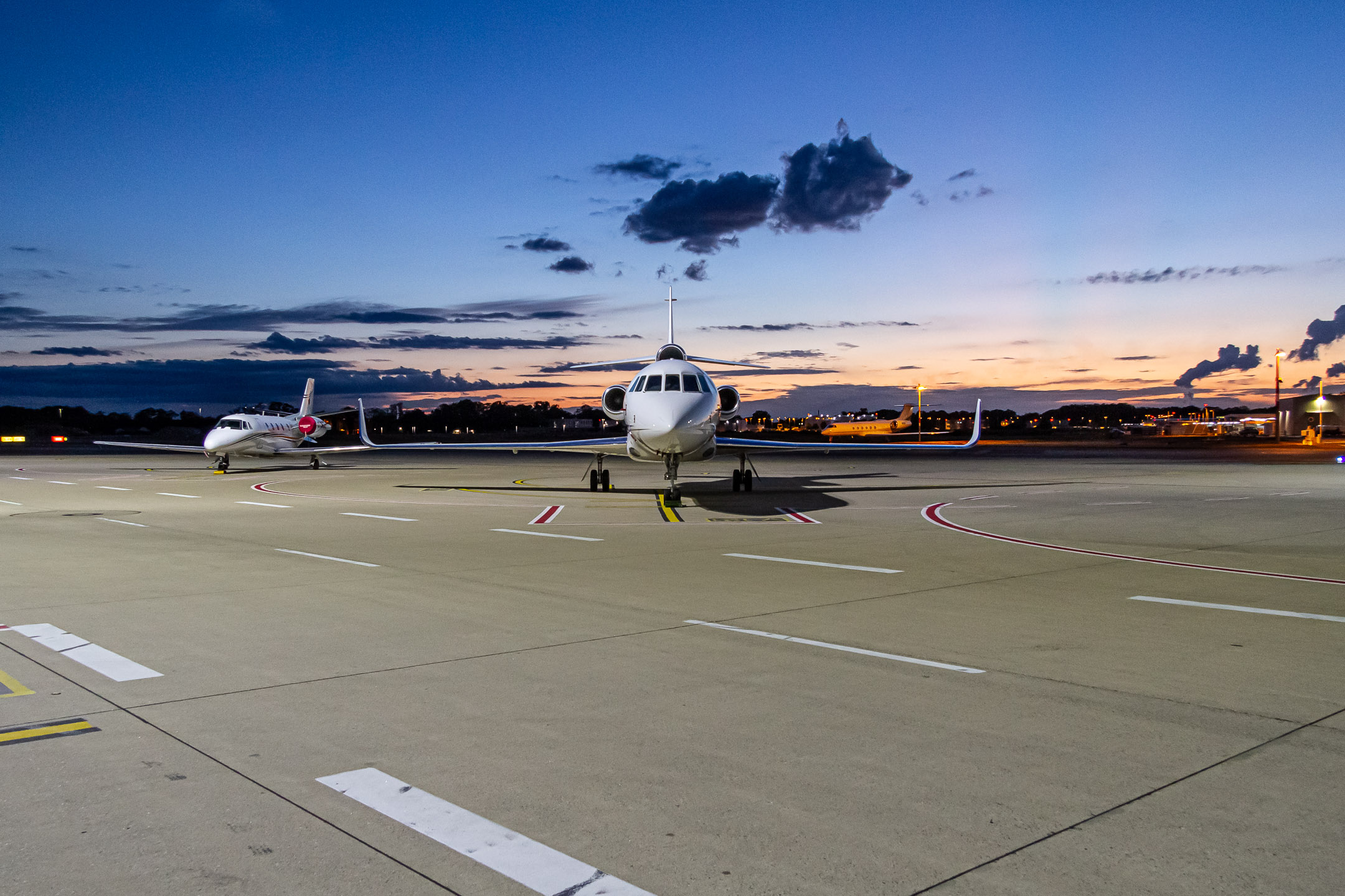 Private Falcon 900EX (Registration "N146EX") at Köln Bonn Airport / CGN